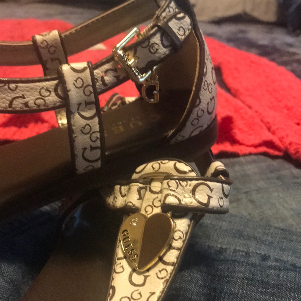 Sandals - Picture 2 of 5
